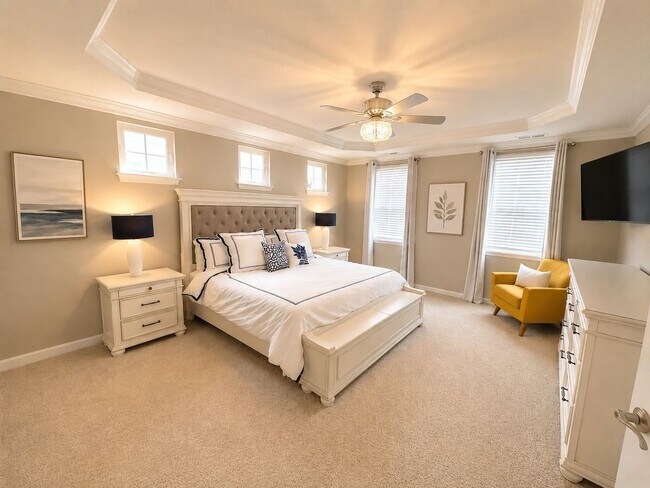 Building Photo - Marketing title- 4 bedroom/ 3 bathrooms- The Promenade at John Tyler