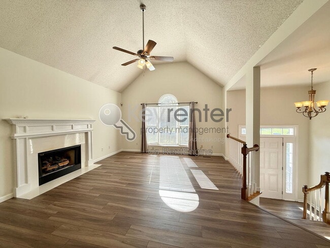 Building Photo - 5515 Misty Valley Dr