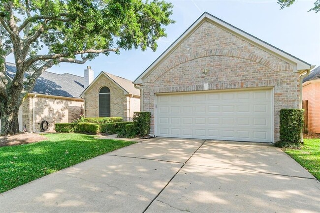 Building Photo - 19807 Excalibur Ct