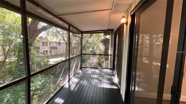 Building Photo - 1716 Foxhall Cir