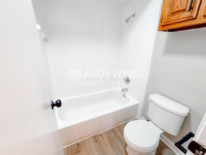 Building Photo - 5505 Key Bend