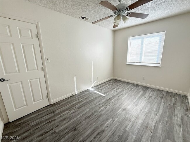 Building Photo - 2353 Exeter Dr