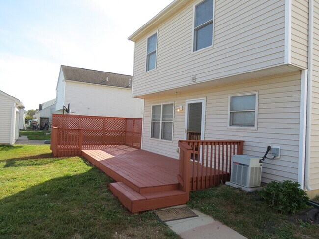 Building Photo - 4032 Grayson Dr