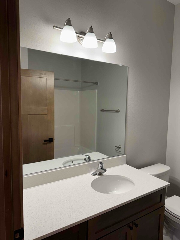 Building Photo - 600 Hickory St