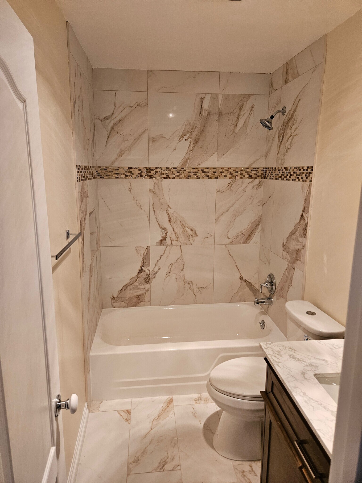 Building Photo - 8649 Lake Murray Blvd