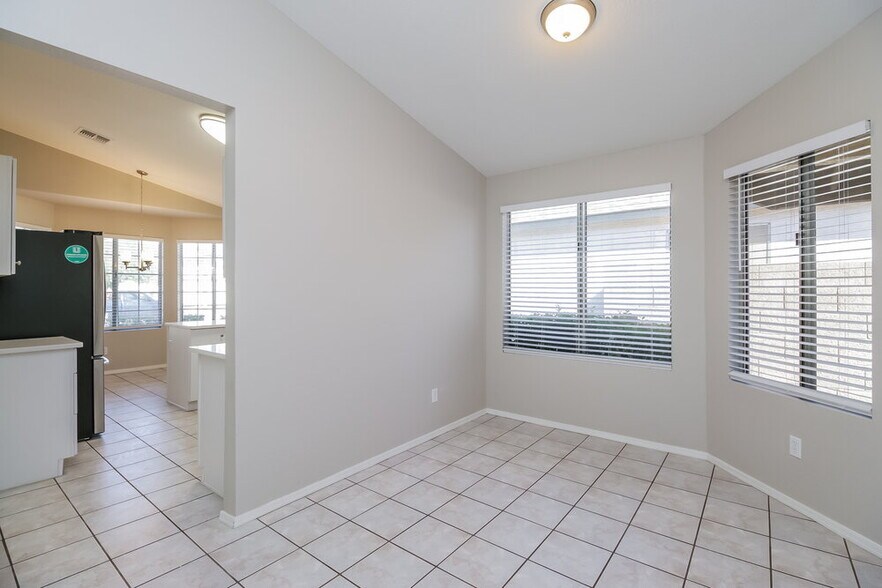 Building Photo - 6329 W Puget Ave