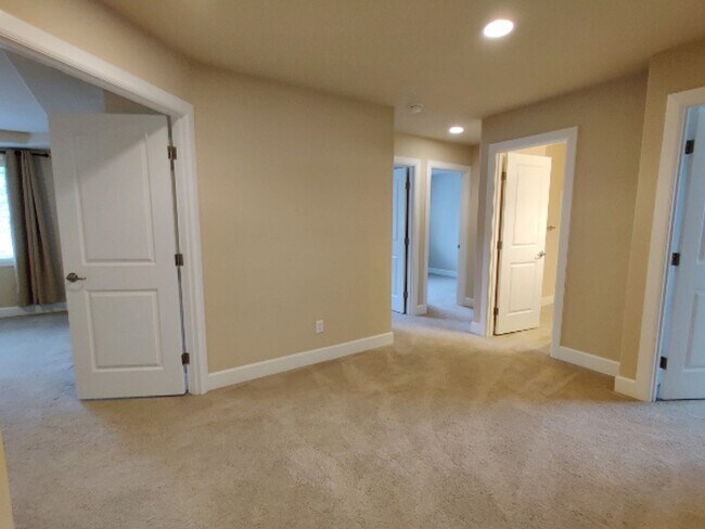 Building Photo - 1580 Ridgeview Loop SW