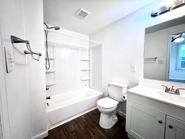 Building Photo - Newly renovated home in the Historic South Norfolk Neighborhood.