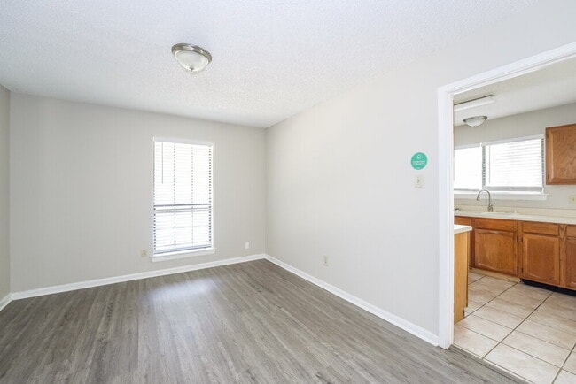 Building Photo - 241 S MacArthur Blvd