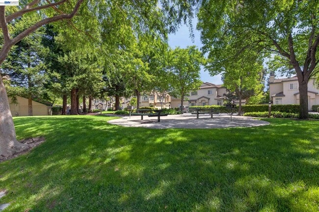 Building Photo - 4039 Ghiotti Ct