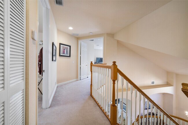 Building Photo - 12319 NW 77th Manor