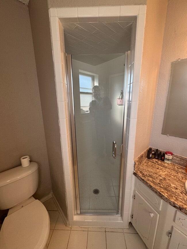 Building Photo - 6217 Skylark Ln