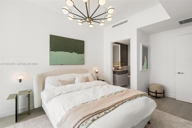 Building Photo - 500 Alton Rd