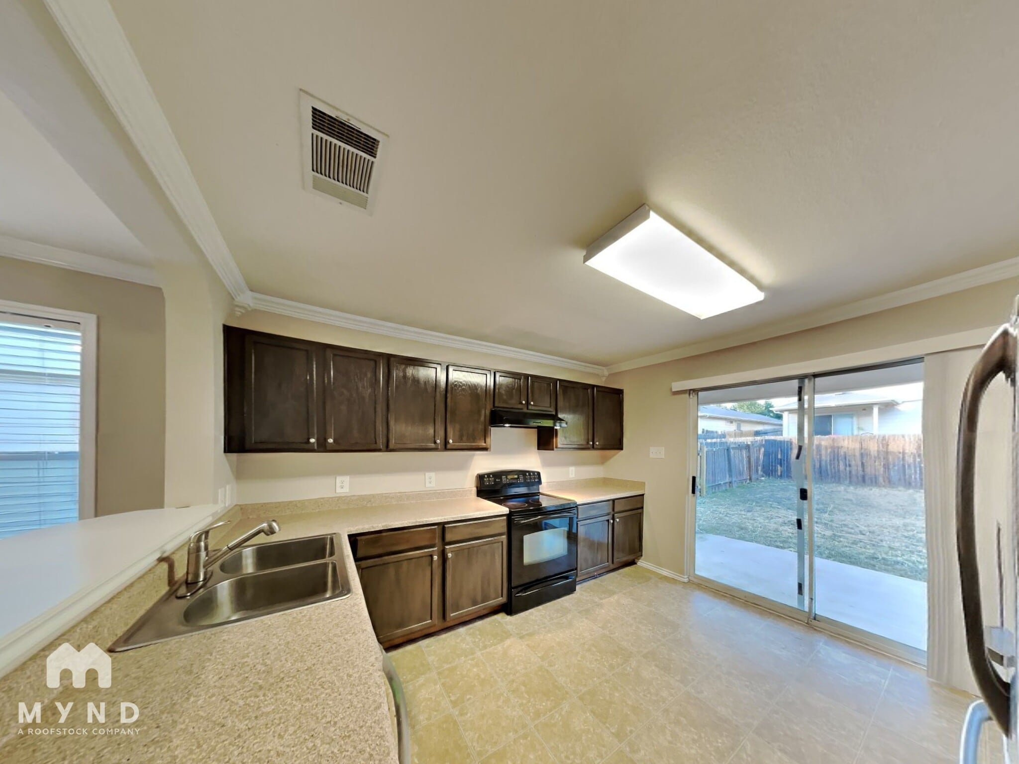 Building Photo - 5644 Brougham Way