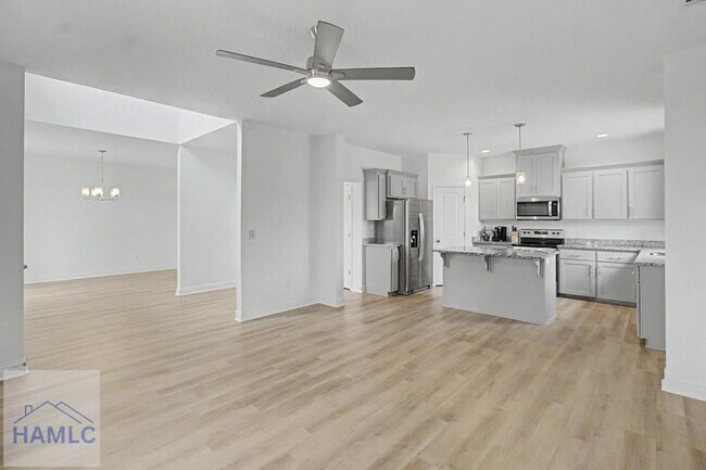 Building Photo - 76 St John's Ct