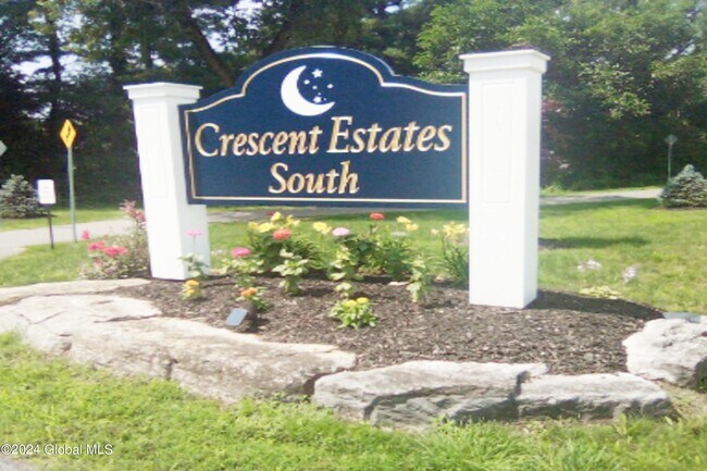 Building Photo - 23 Mohawk Trail