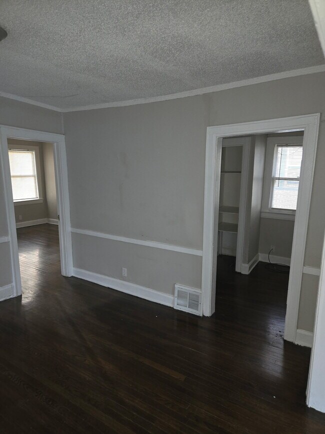 Building Photo - 5529 Michigan Ave