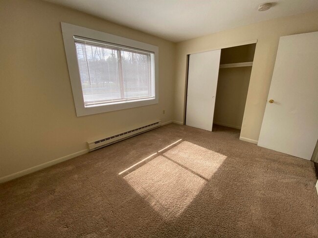 Building Photo - 29 Capron Rd