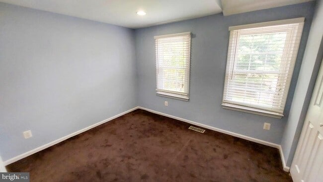 Building Photo - 8709 Ravenglass Way