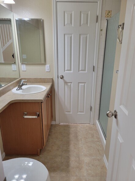 Building Photo - 13712 Narrowleaf Dr