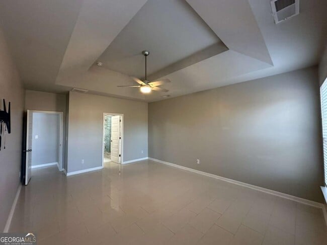 Building Photo - 3368 Alhambra Cir