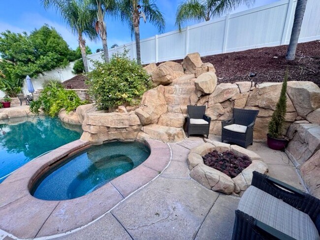 Building Photo - 5 bedroom South Temecula home with a Pool ...