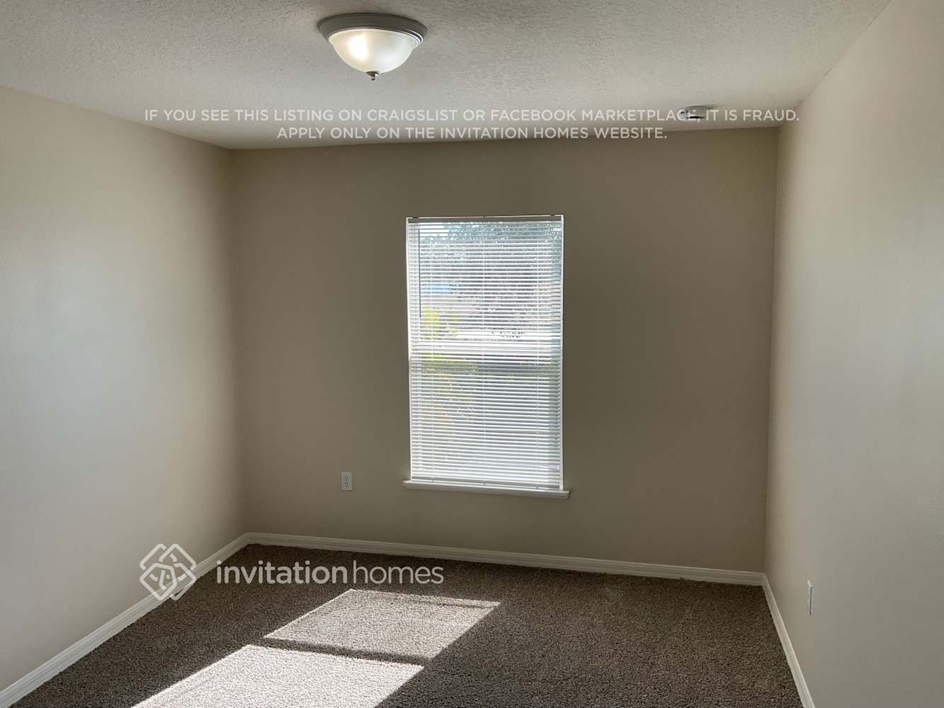 Building Photo - 1765 Sawgrass Dr SW