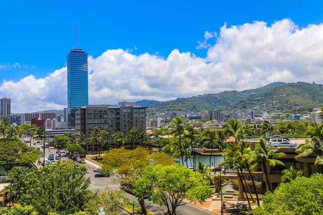 Building Photo - Allure Waikiki - 2 bedroom, 2 bath with 1 ...