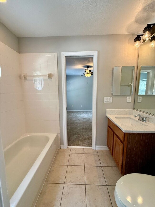 Building Photo - GORGEOUS Two Story 4/3.5 home in sought af...