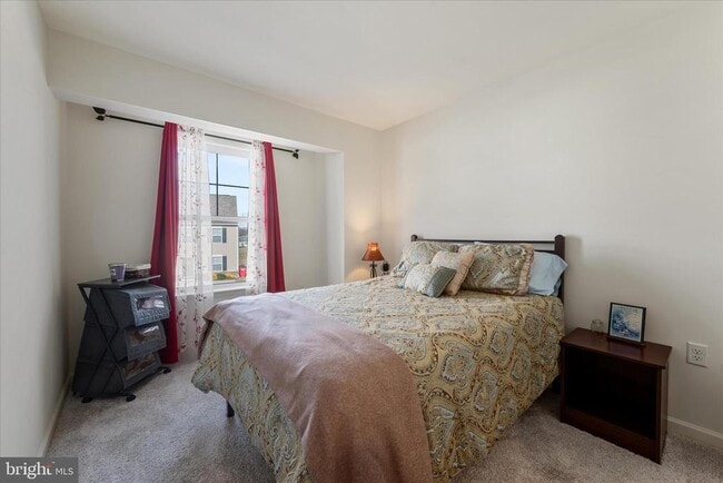 Building Photo - 35 Mengel Rd