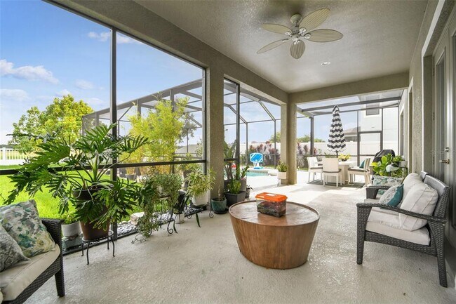 Building Photo - 10627 Mistflower Ln