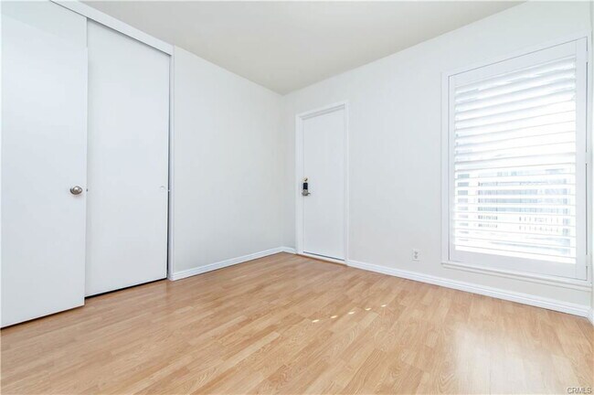 Building Photo - 3481 Eboe St