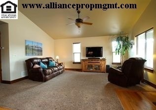 Building Photo - Centrally-located 3 bedroom home with paved RV parking.