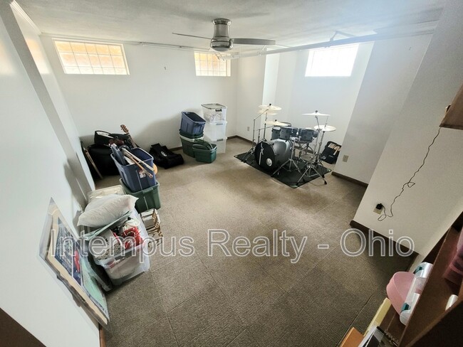 Building Photo - 3128 Ellis Pl