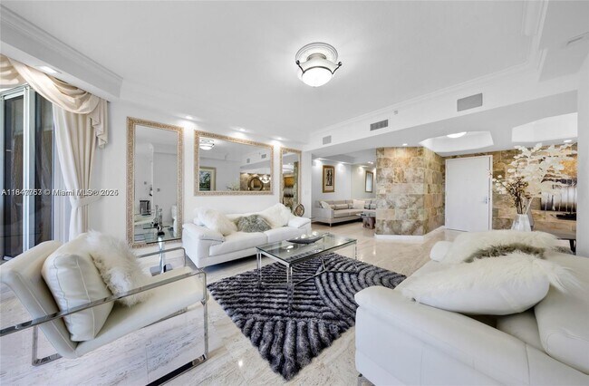 Building Photo - 3200 N Ocean Blvd