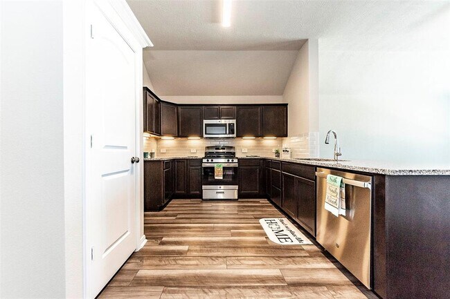Building Photo - 8224 Tourmaline Wy