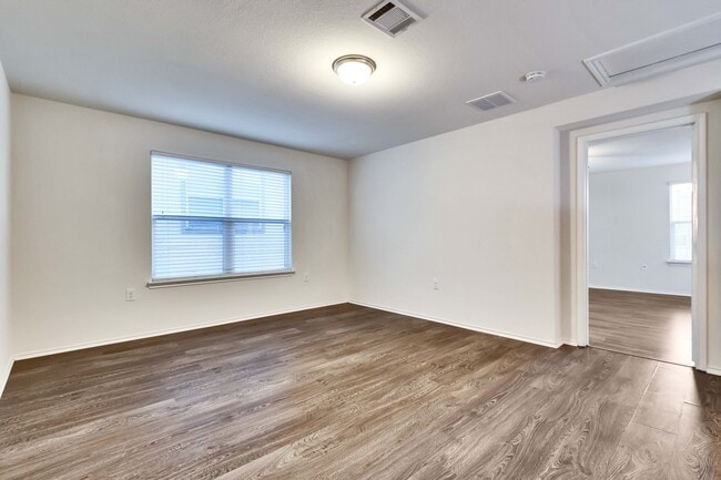 Building Photo - 9004 Bird Brook Ln