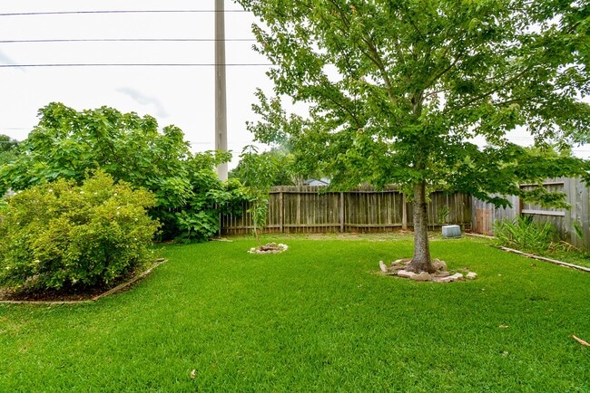 Building Photo - 2314 Bent River Dr