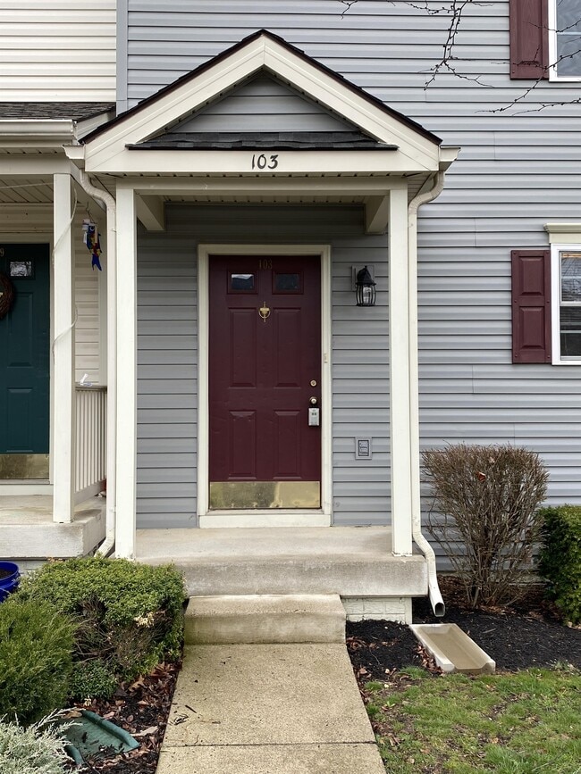 Building Photo - 103 Mabel Ln