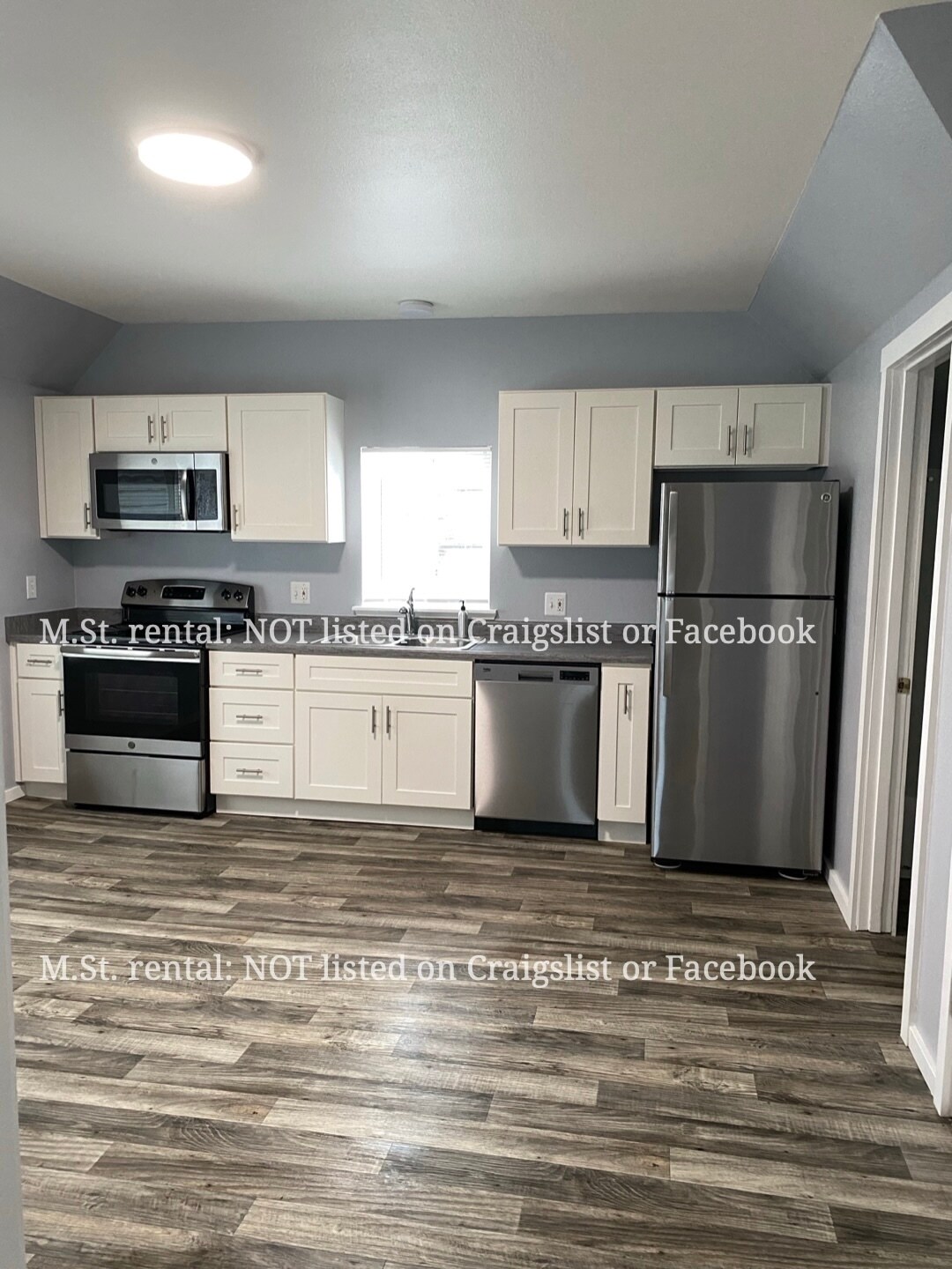 kitchen - 1502 S M St