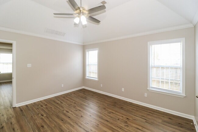 Building Photo - 2646 Breezy Ridge Trail