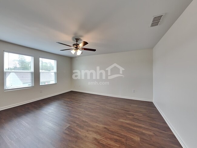 Building Photo - 4394 Kendrick Cir