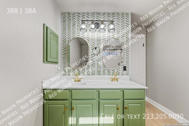Building Photo - 1524 Juniper Ln
