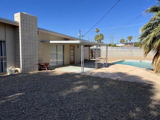 Building Photo - 1880 Caballero Way