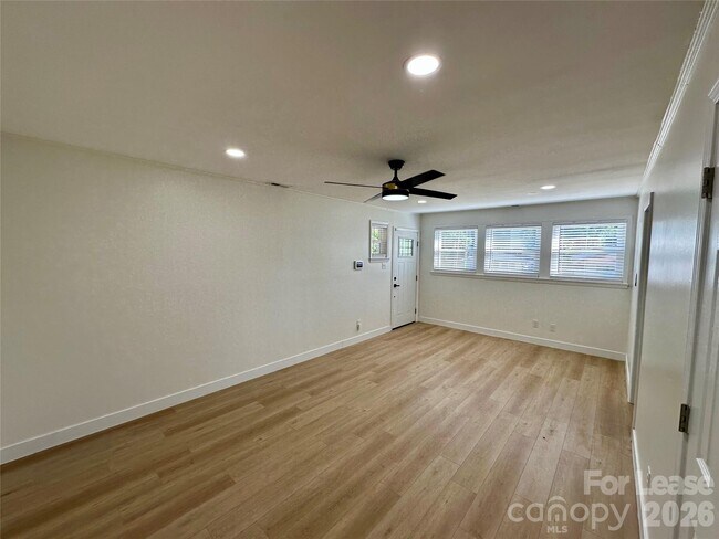 Building Photo - 1450 Academy St