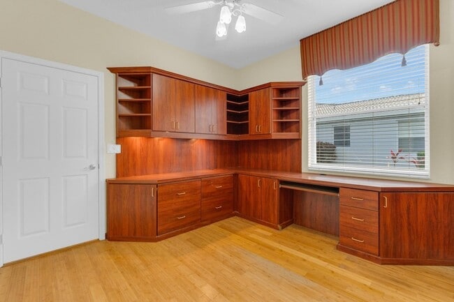 Building Photo - 10664 Royal Caribbean Cir