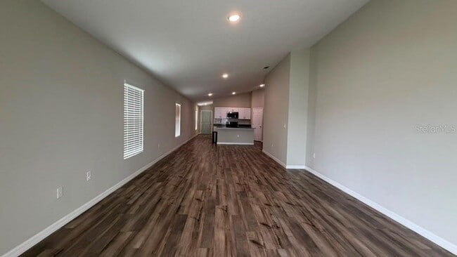 Building Photo - 4904 Mainsail St