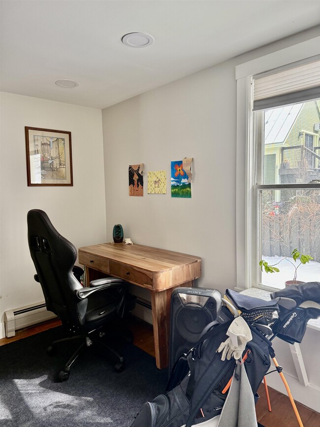 Building Photo - 43 Pleasant St