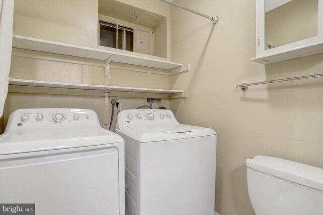 Building Photo - 4326 36th St S