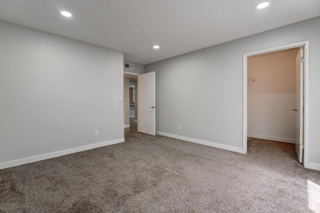 Building Photo - 7905 Idledale Ct